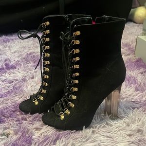 Black & gold fashion nova heel